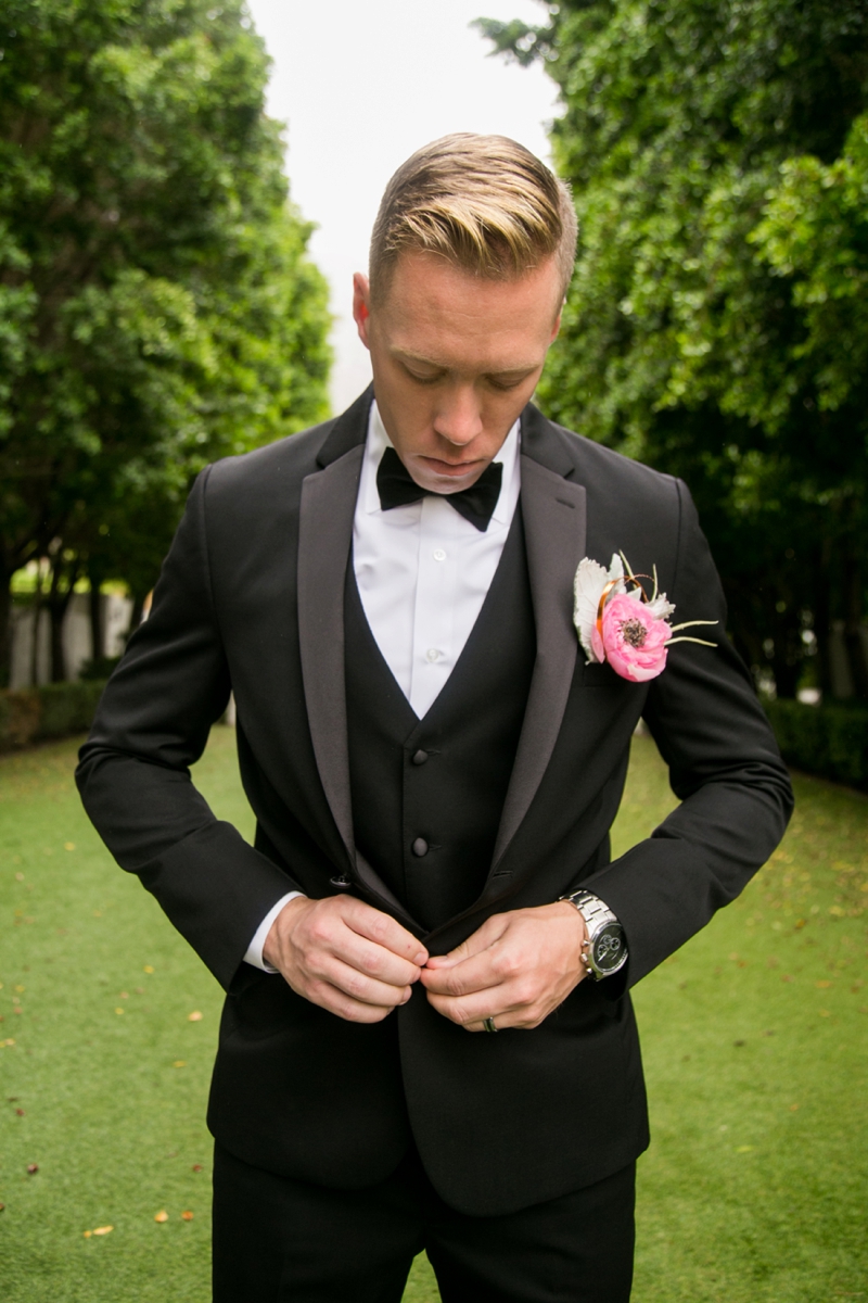 Modern Glam Black & Rose Gold Wedding Ideas via TheELD.com