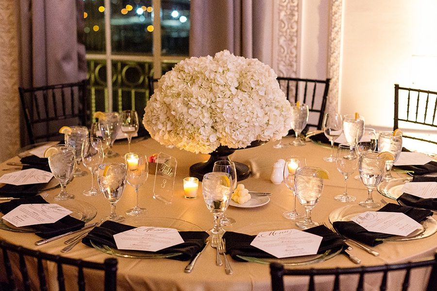 New Years Eve Black and Gold Wedding via TheELD.com