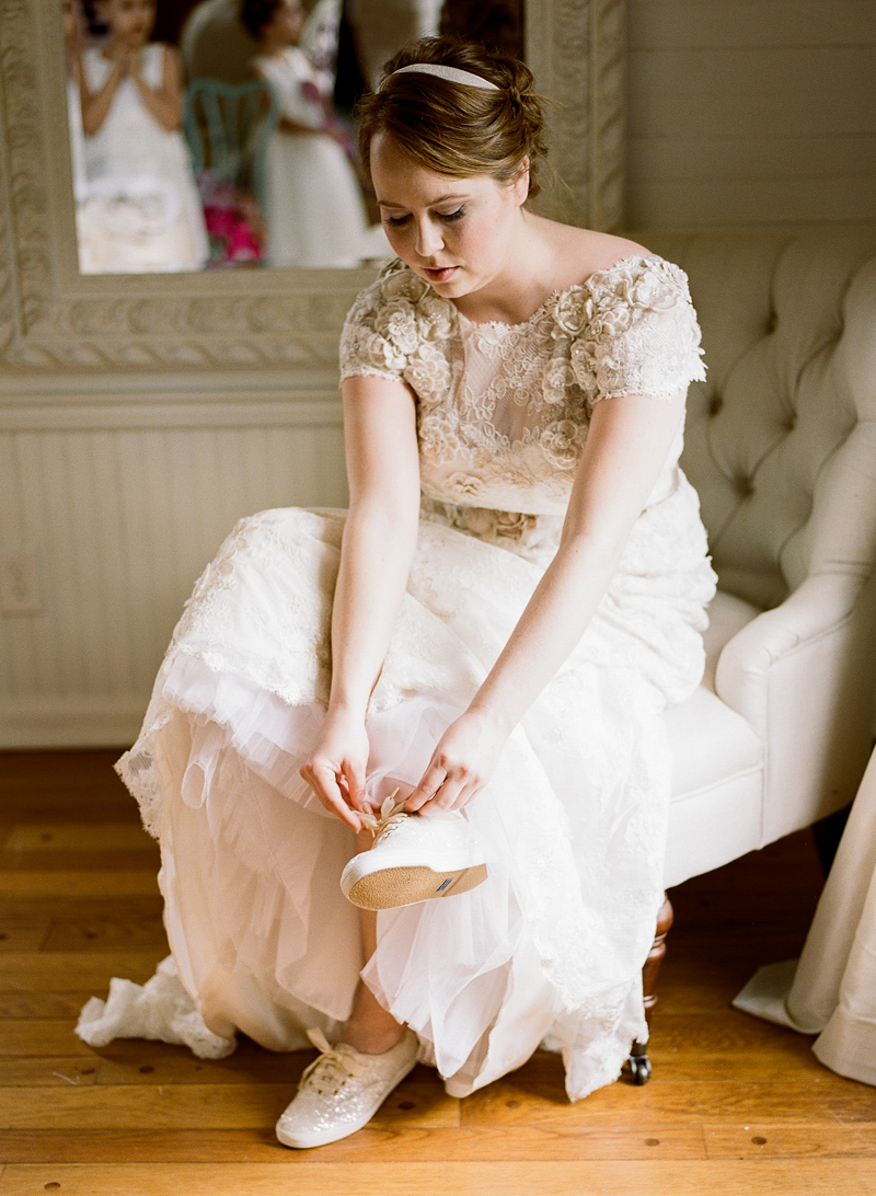 Romantic Whimsical Nashville Barn Wedding via TheELD.com