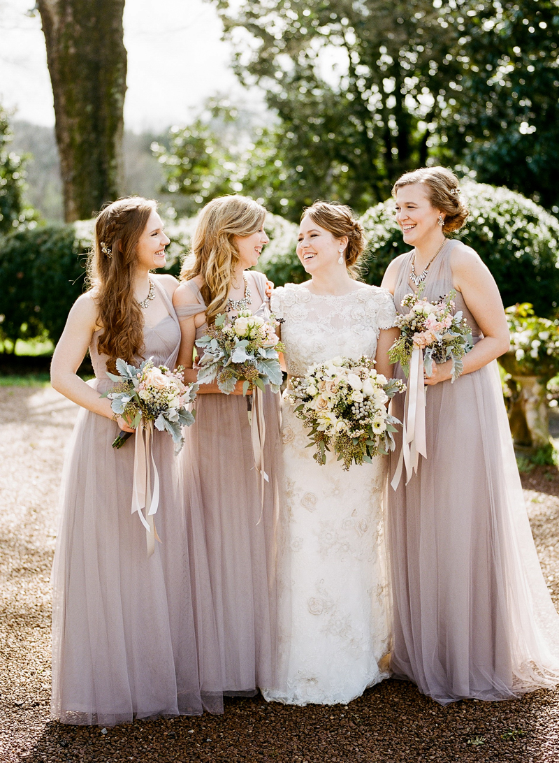 Romantic Whimsical Nashville Barn Wedding via TheELD.com