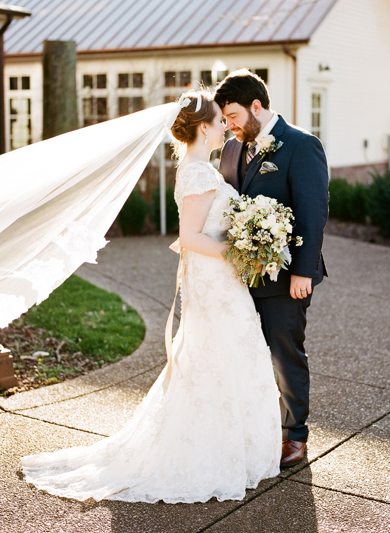 Romantic Whimsical Nashville Barn Wedding via TheELD.com