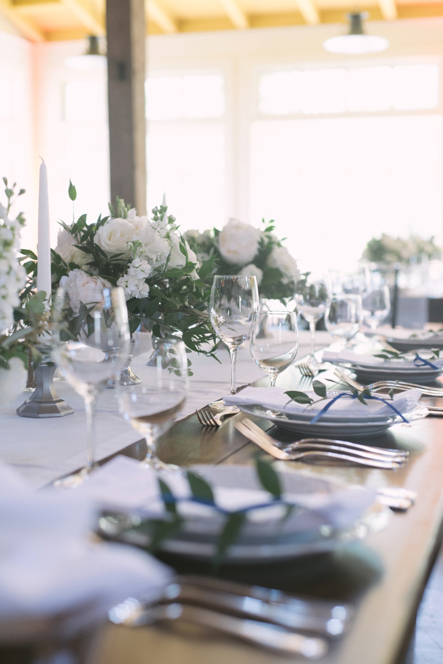 Rustic Elegant Georgia Mountain Wedding via TheELD.com