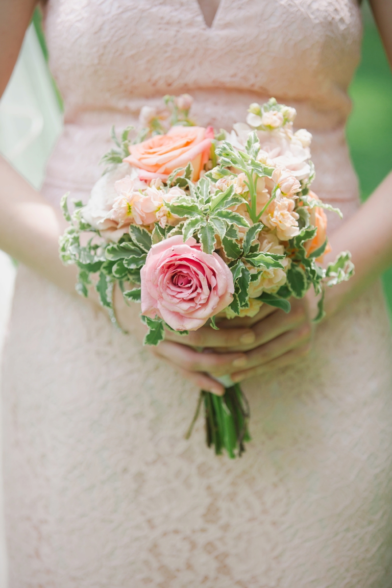 Elegant Blush & White Baltimore Wedding via TheELD.com