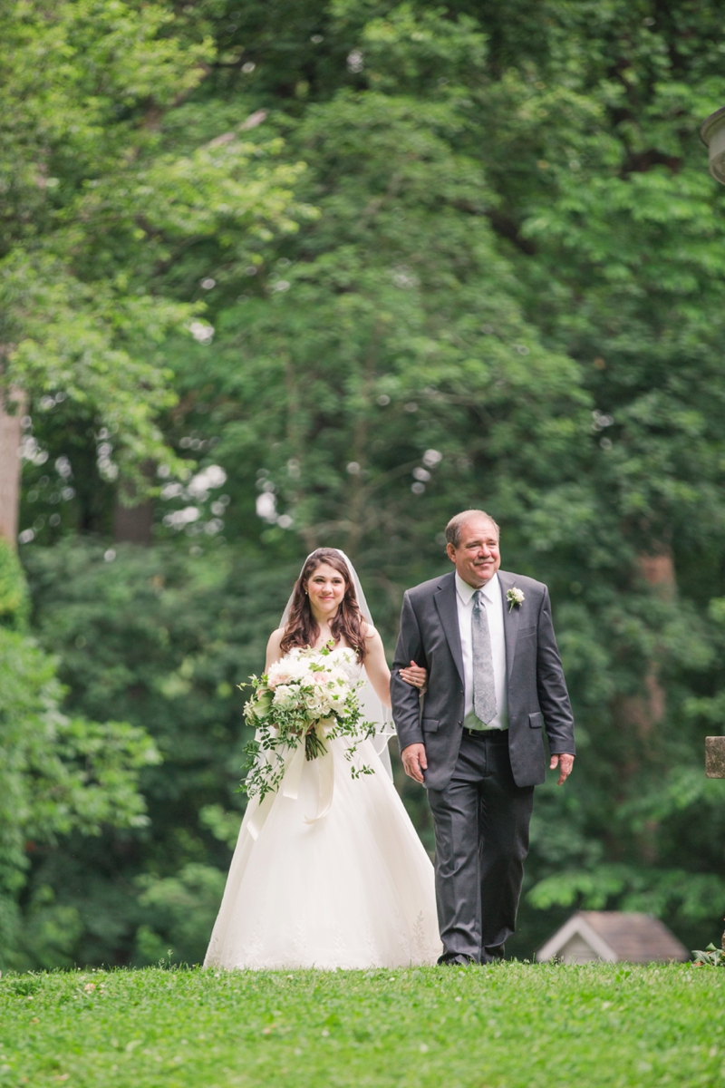 Elegant Blush & White Baltimore Wedding via TheELD.com