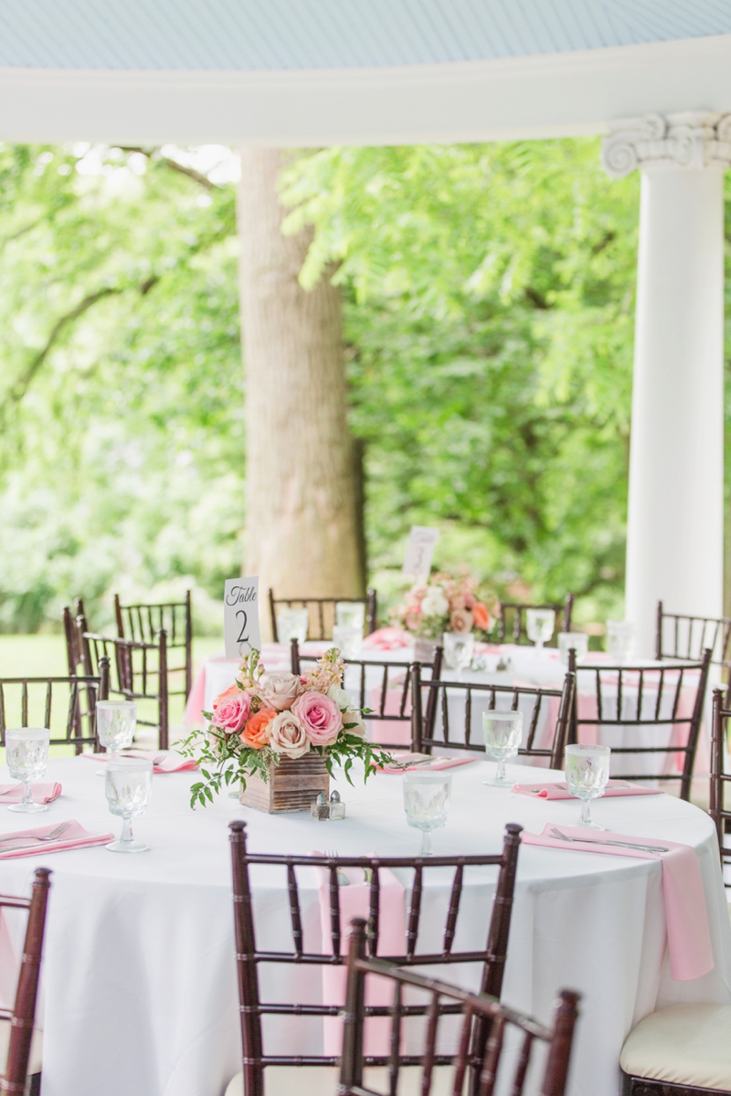 Elegant Blush & White Baltimore Wedding via TheELD.com