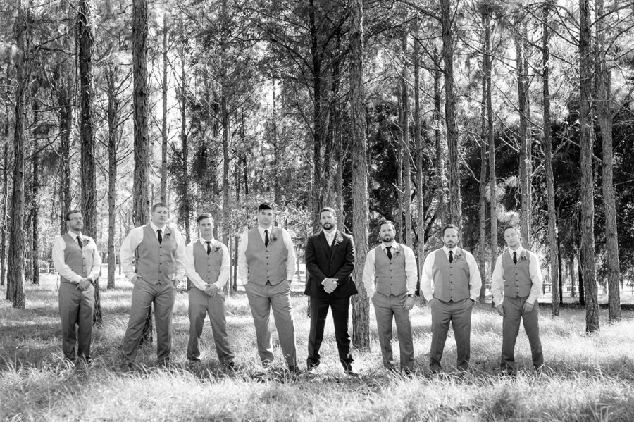 A Navy & Red Rustic Central Florida Wedding via TheELD.com