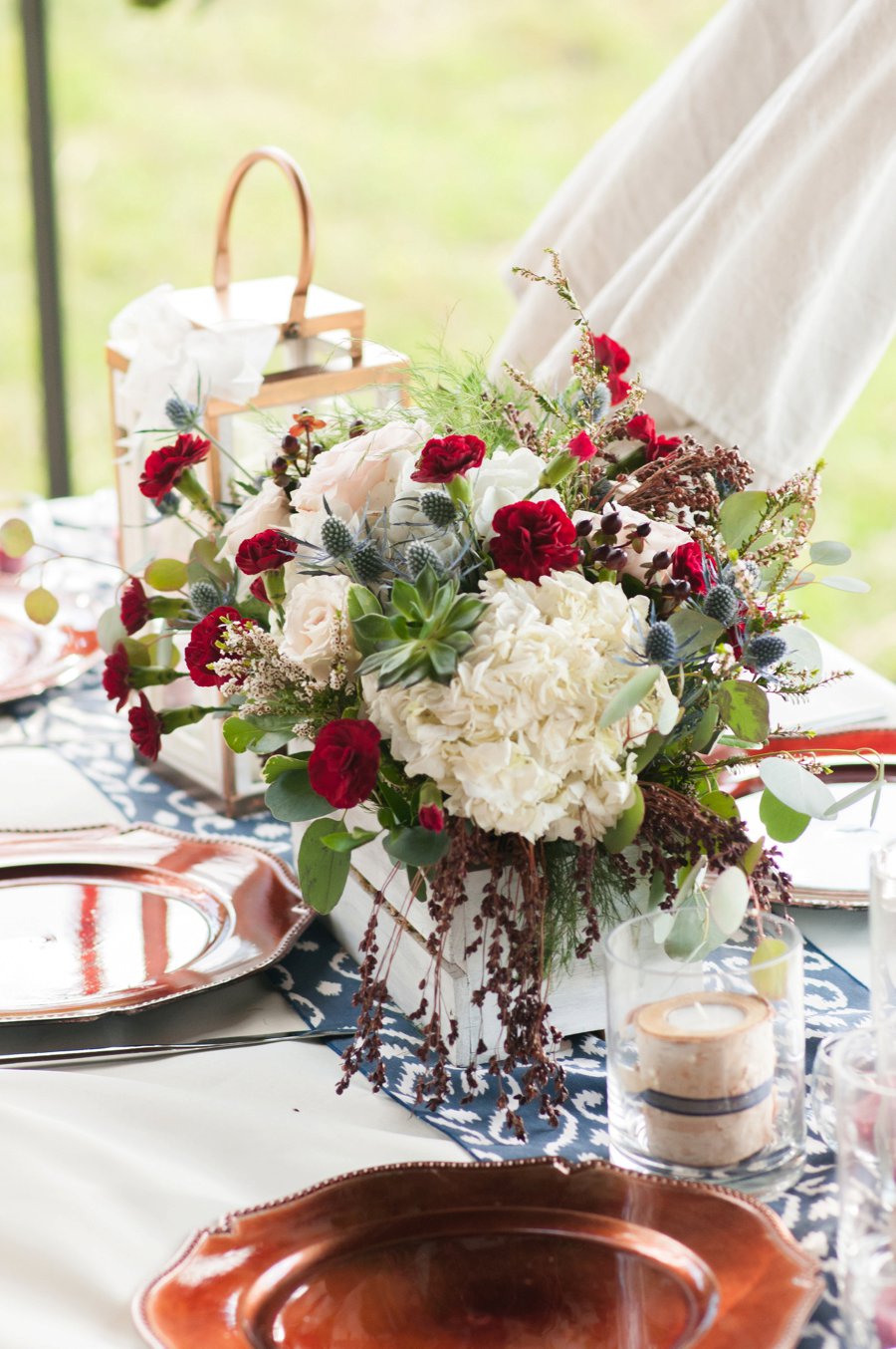 A Navy & Red Rustic Central Florida Wedding via TheELD.com