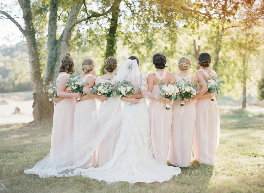 Classic Romantic Blush Nashville Wedding via TheELD.com