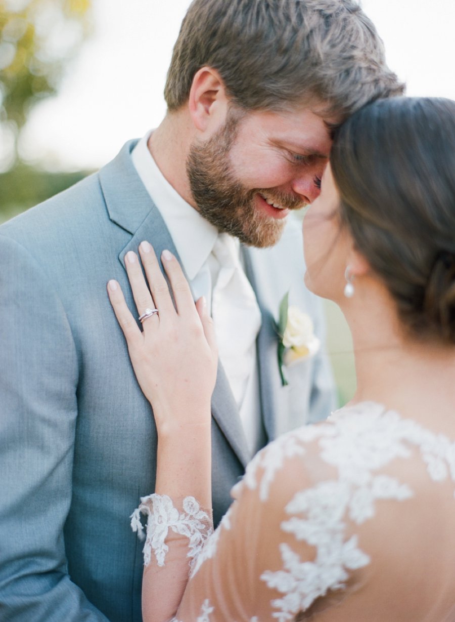 Classic Romantic Blush Nashville Wedding via TheELD.com