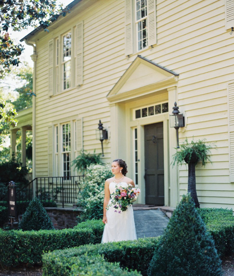 A Colorful Rustic Georgia Vineyard Wedding via TheELD.com