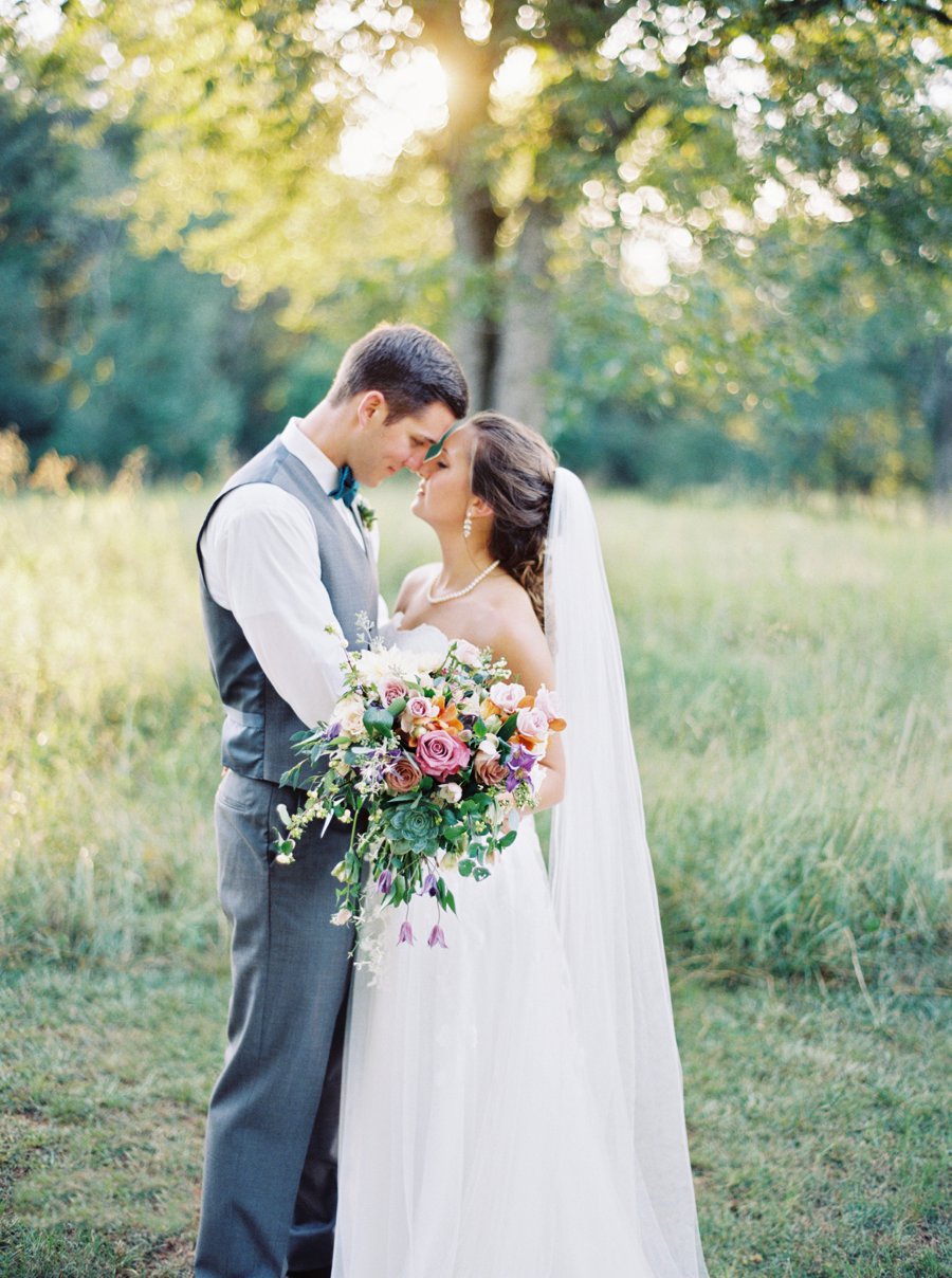 A Colorful Rustic Georgia Vineyard Wedding via TheELD.com