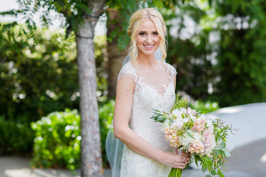 Dusty Blue & Ivory California Vineyard Wedding via TheELD.com