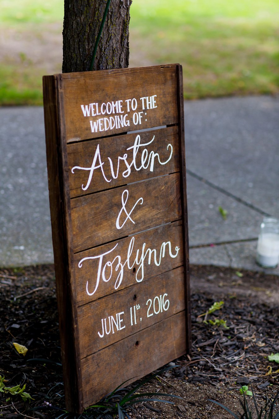 Dusty Blue & Ivory California Vineyard Wedding via TheELD.com