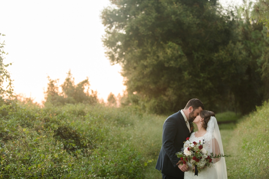 A Navy & Red Rustic Central Florida Wedding via TheELD.com