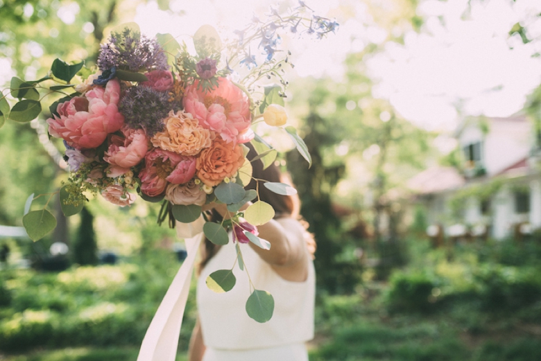 A Colorful Backyard Bohemian Wedding via TheELD.com