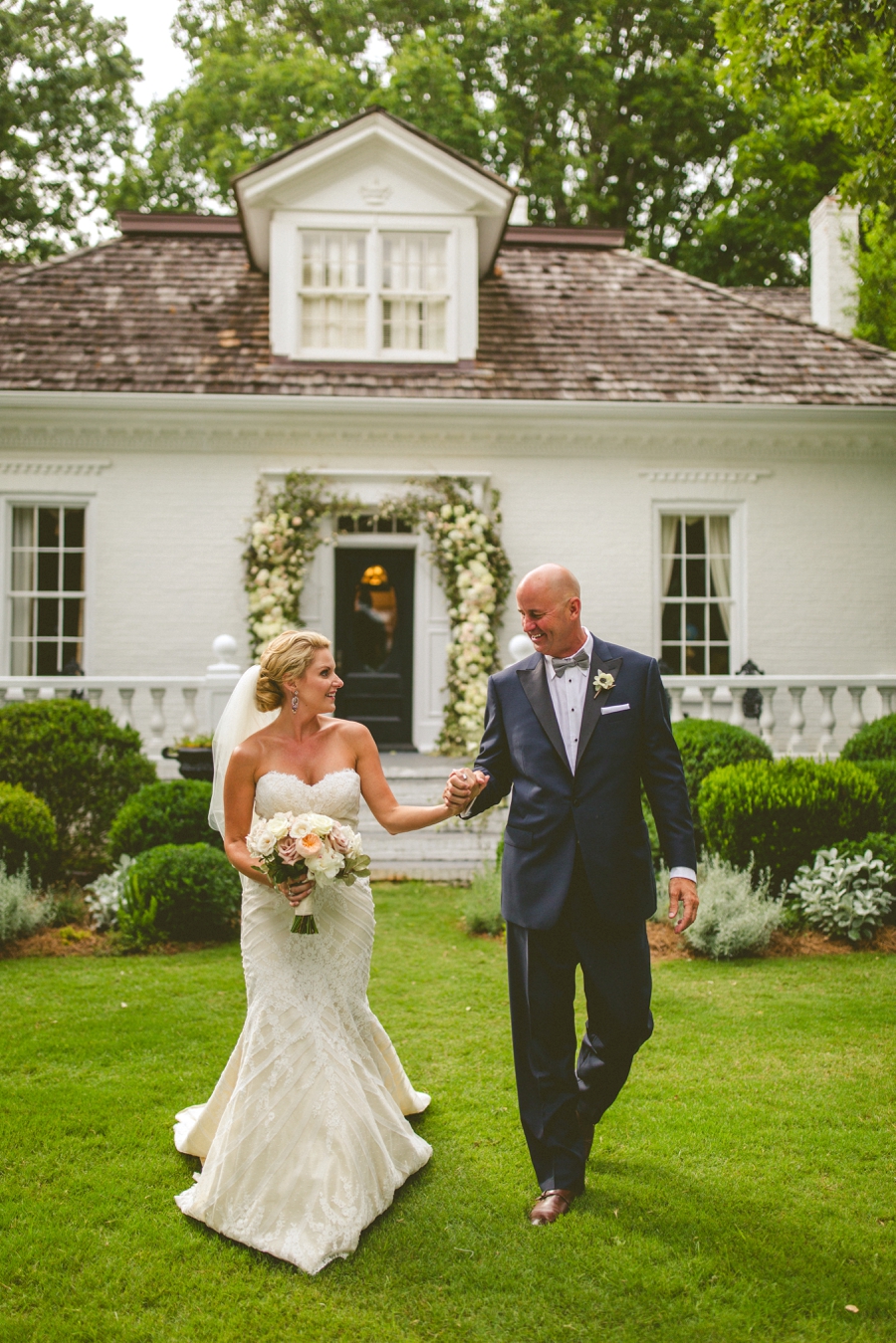 Romantic Pink & White Southern Wedding via TheELD.com
