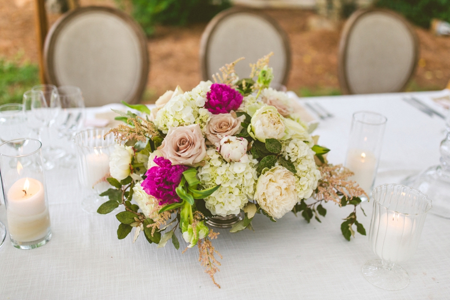 Romantic Pink & White Southern Wedding via TheELD.com