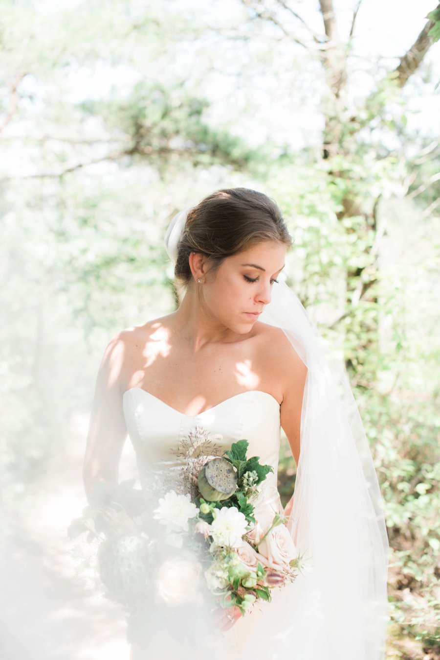 Classic Pink, Burgundy, & Green Mountain Wedding Ideas via TheELD.com