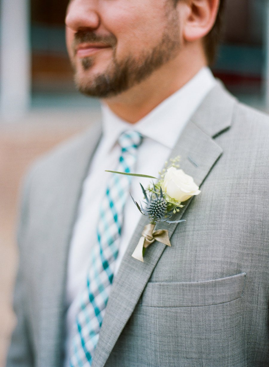 Navy & Teal Geode & Geometric Wedding Ideas via TheELD.com