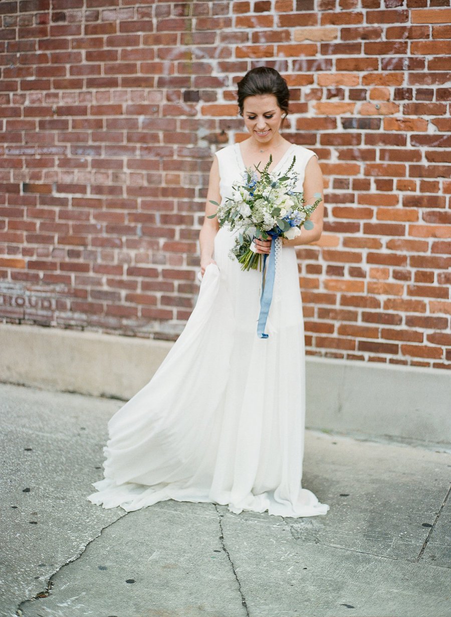 Navy & Teal Geode & Geometric Wedding Ideas via TheELD.com