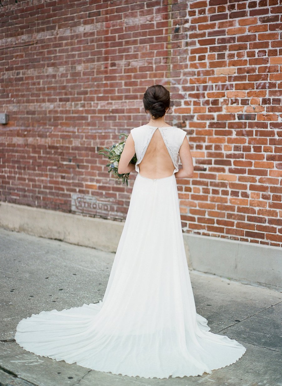 Navy & Teal Geode & Geometric Wedding Ideas via TheELD.com