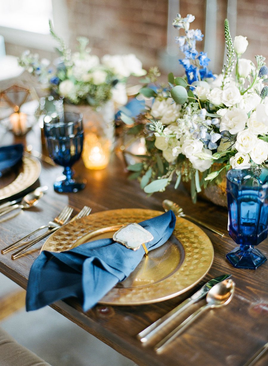 Navy & Teal Geode & Geometric Wedding Ideas via TheELD.com