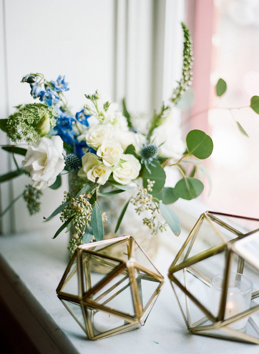 Navy & Teal Geode & Geometric Wedding Ideas via TheELD.com