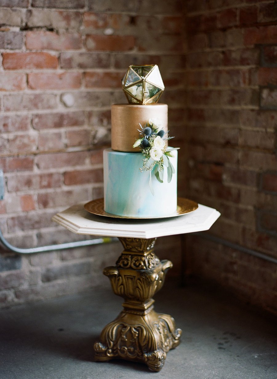 Navy & Teal Geode & Geometric Wedding Ideas via TheELD.com