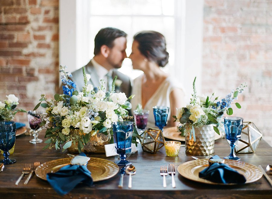 Navy & Teal Geode & Geometric Wedding Ideas via TheELD.com