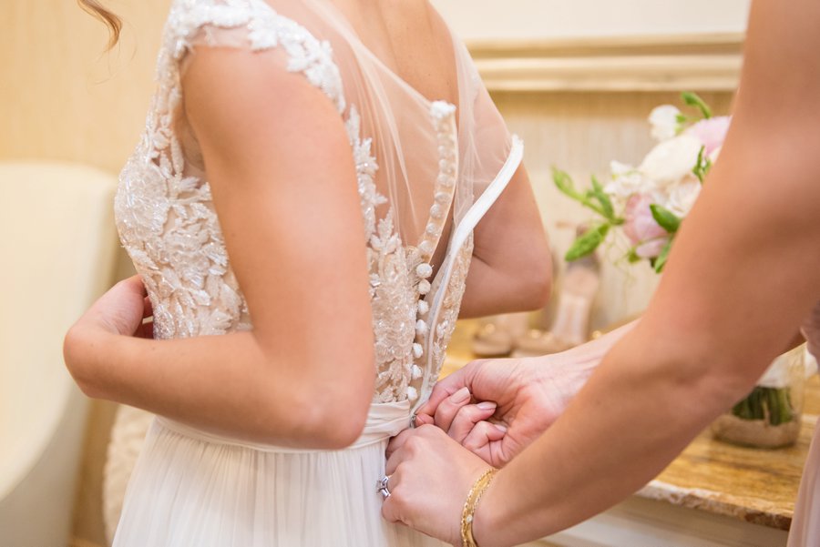 Classic Blush & White New Jersey Wedding via TheELD.com