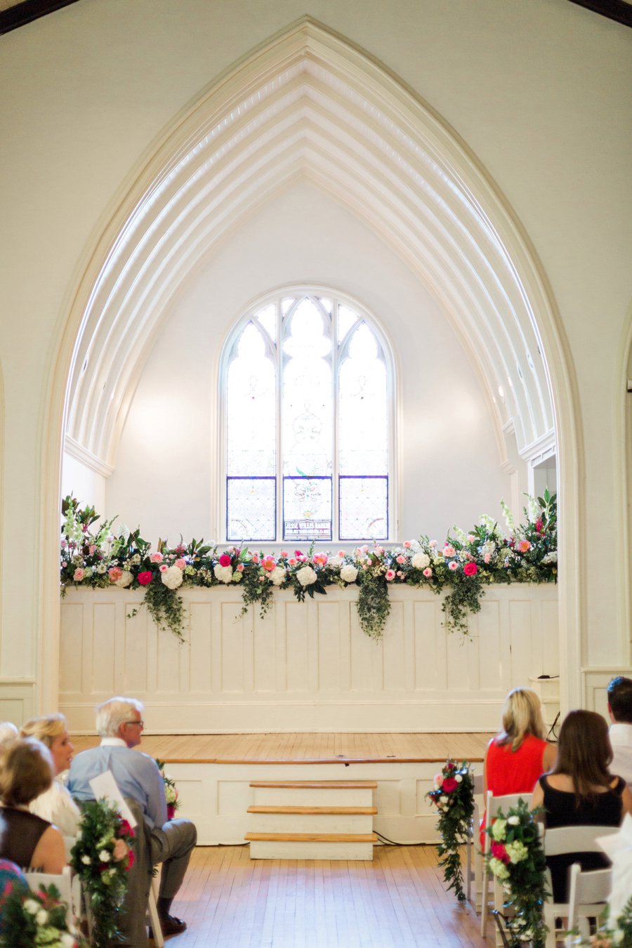 An Elegant Floral Inspired Southern Wedding via TheELD.com