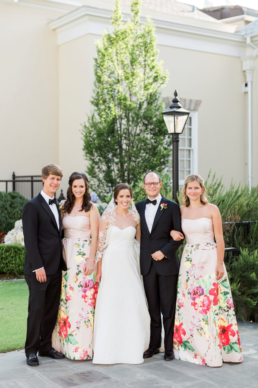 An Elegant Floral Inspired Southern Wedding via TheELD.com