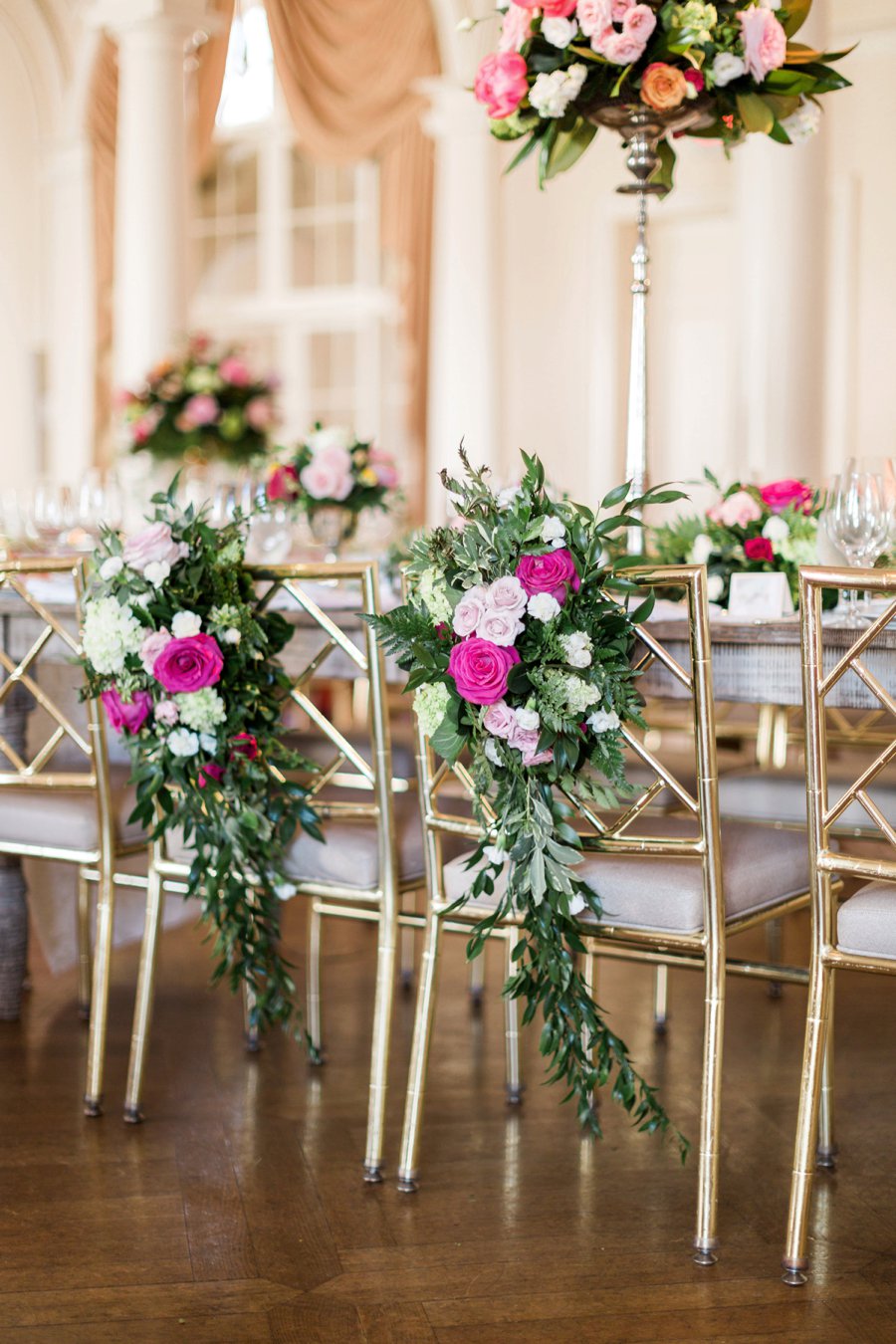 An Elegant Floral Inspired Southern Wedding via TheELD.com