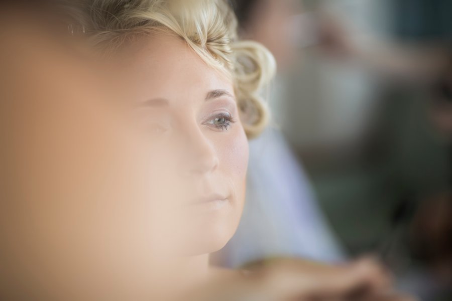 Green & White Elegant Pensacola Wedding via TheELD.com