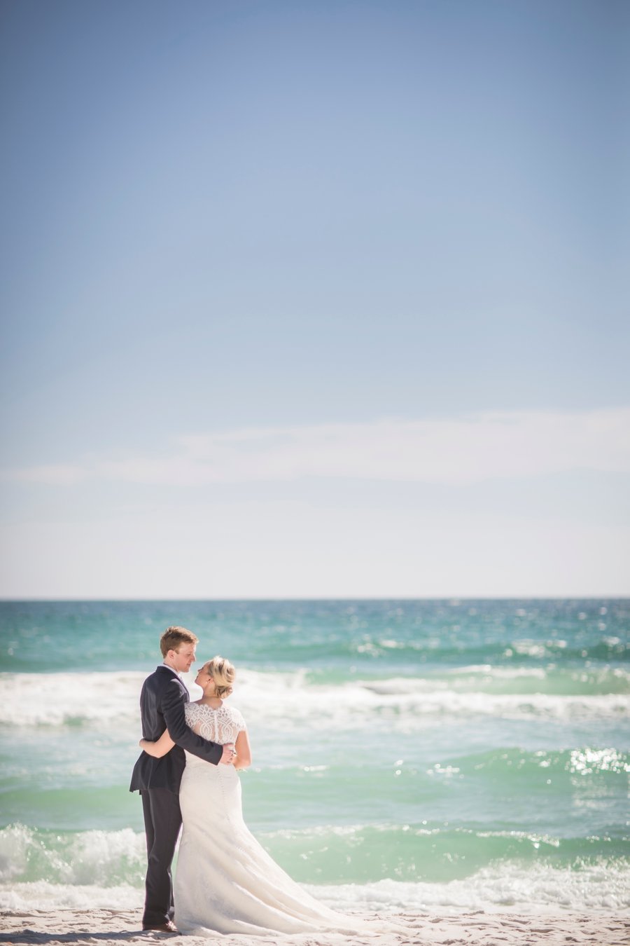 Green & White Elegant Pensacola Wedding via TheELD.com