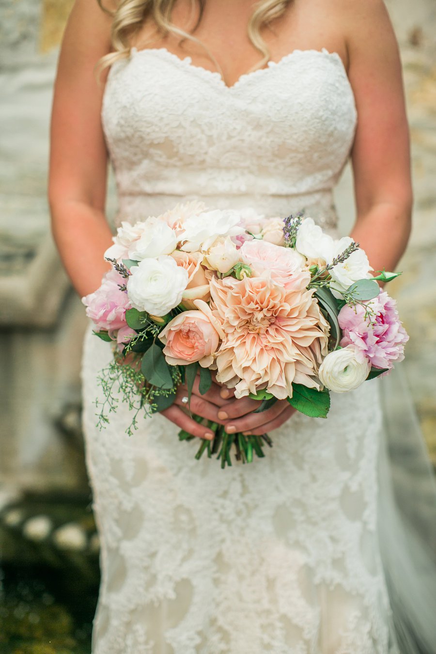 Romantic Blush & Green Big Sur Wedding via TheELD.com