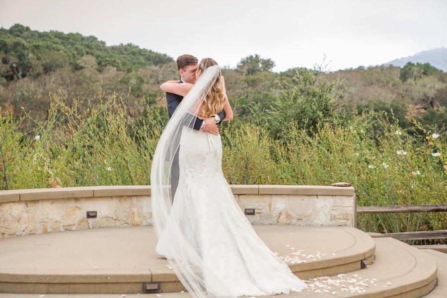 Romantic Blush & Green Big Sur Wedding via TheELD.com