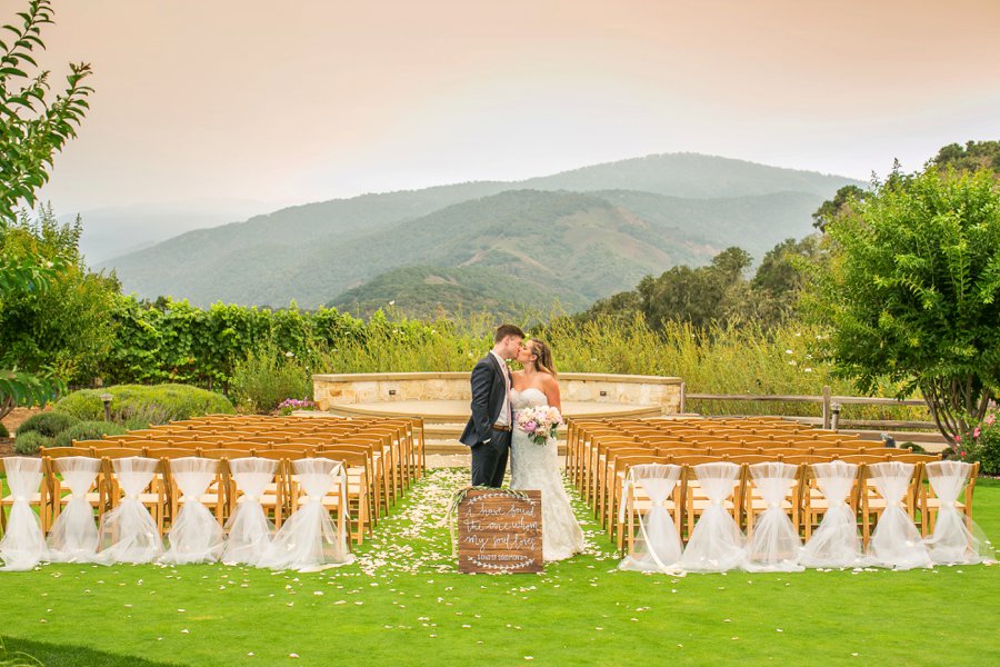 Romantic Blush & Green Big Sur Wedding via TheELD.com