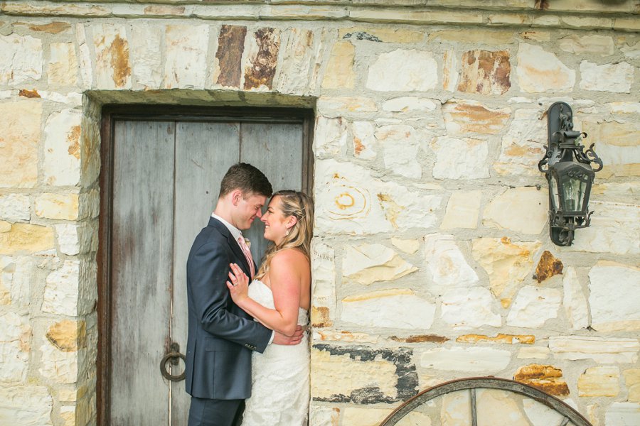 Romantic Blush & Green Big Sur Wedding via TheELD.com