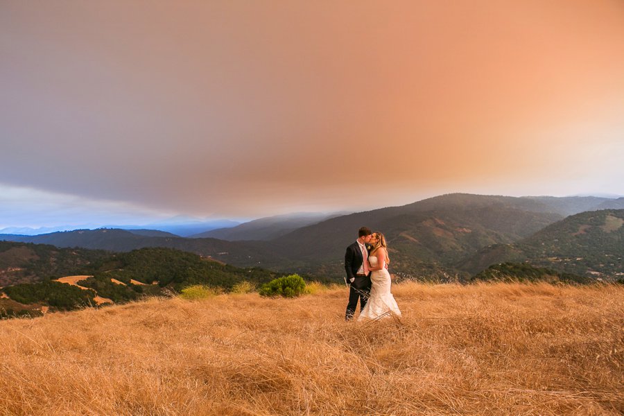 Romantic Blush & Green Big Sur Wedding via TheELD.com