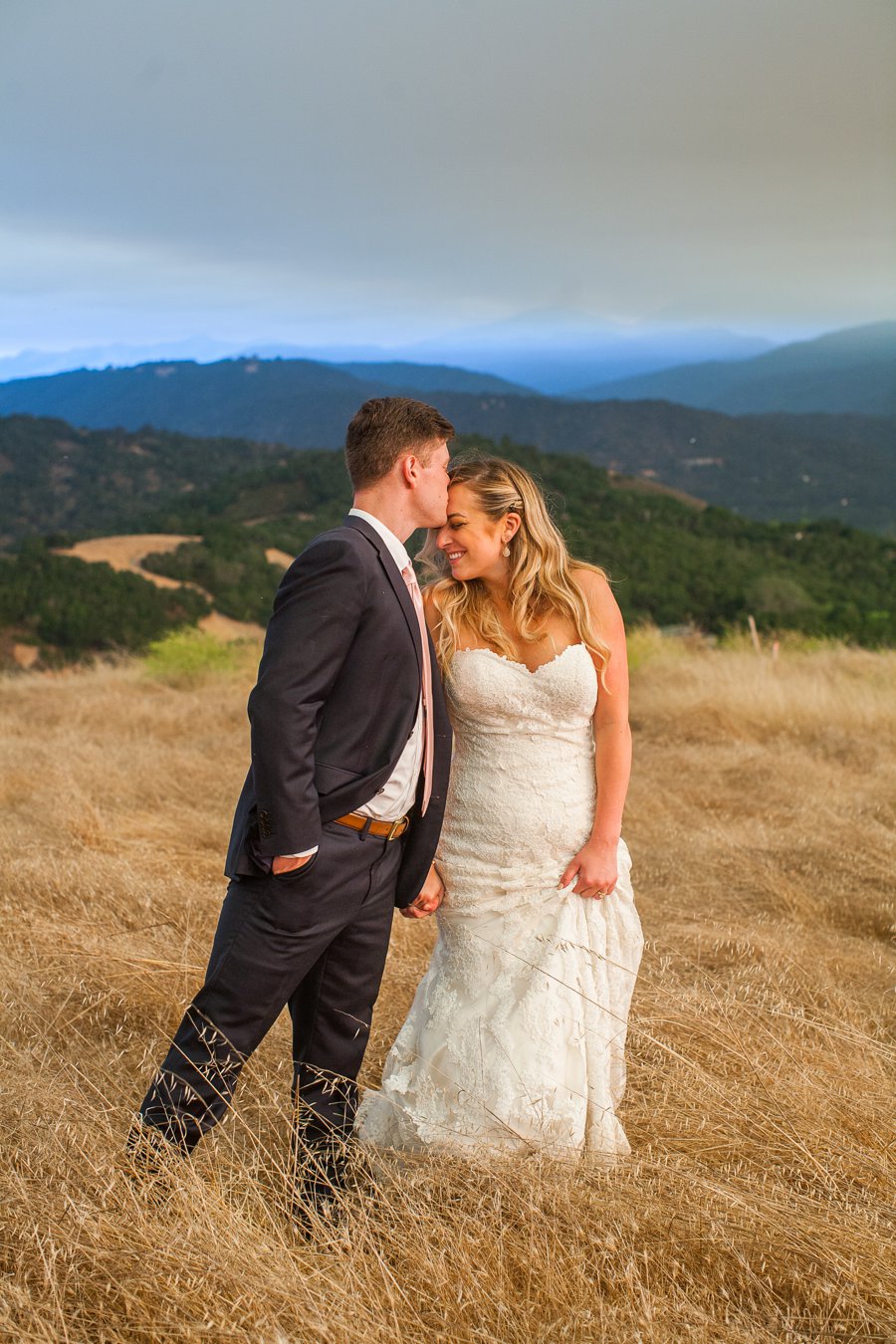 Romantic Blush & Green Big Sur Wedding via TheELD.com