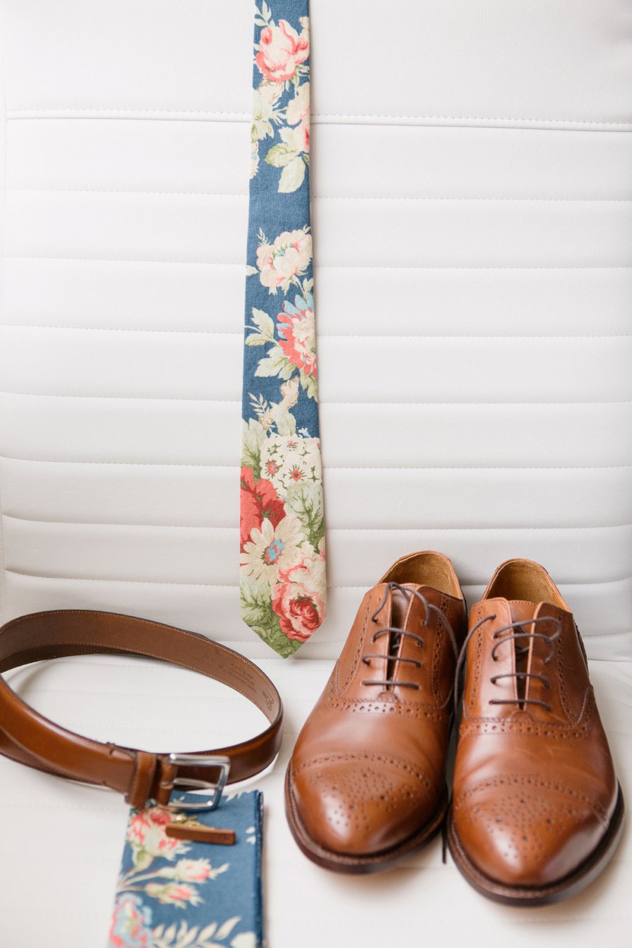 Boho Gray, Blue, & Red Illinois Wedding via TheELD.com