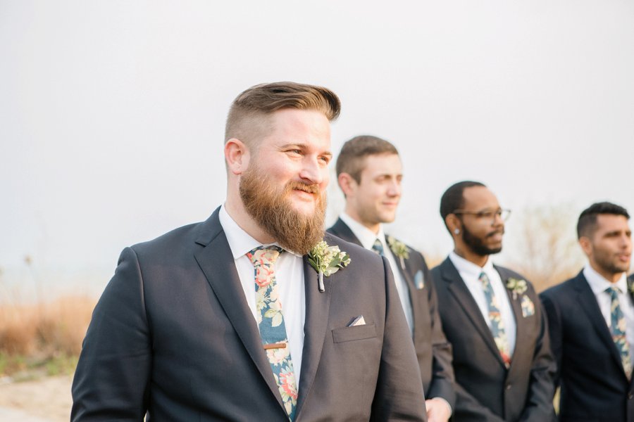 Boho Gray, Blue, & Red Illinois Wedding via TheELD.com