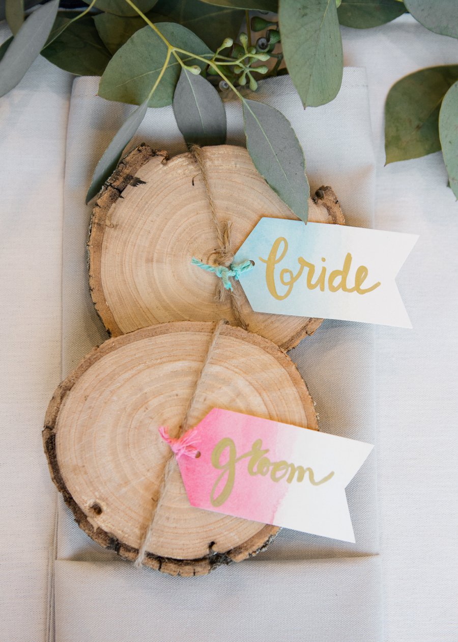 Boho Gray, Blue, & Red Illinois Wedding via TheELD.com