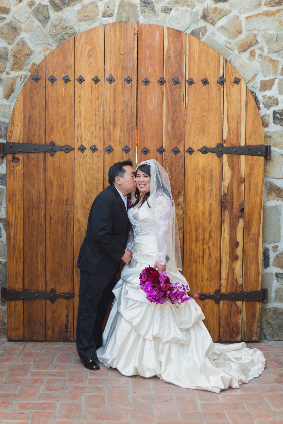 An Elegant Glam Purple California Vineyard Wedding via TheELD.com