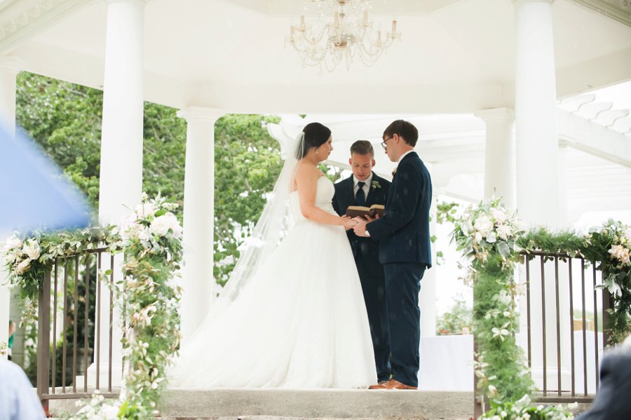 An Elegant Garden Inspired Alabama Wedding via TheELD.com