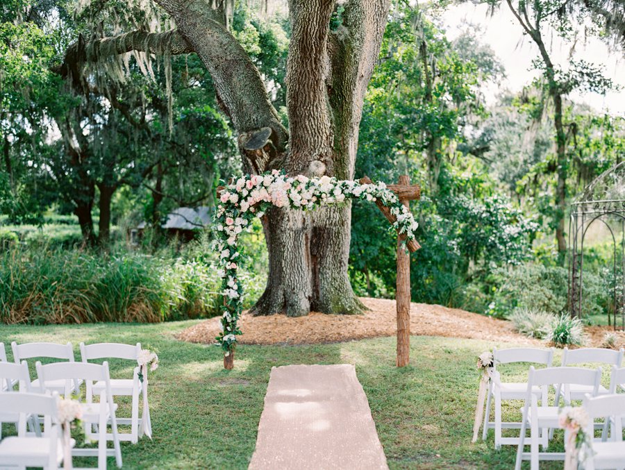 A Romantic Blush and White Rustic Florida Barn Wedding via TheELD.com