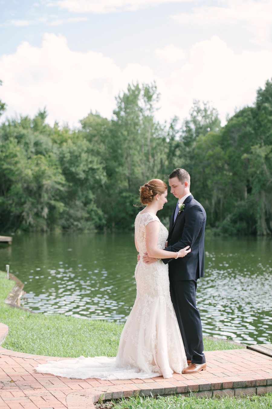 Blue & White Florida Garden Wedding via TheELD.com