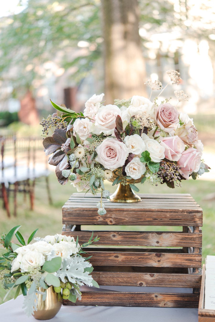 Blush & Grey Tennessee Wedding via TheELD.com