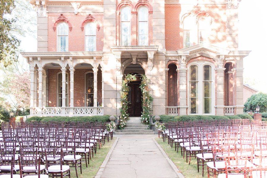 Blush & Grey Tennessee Wedding via TheELD.com